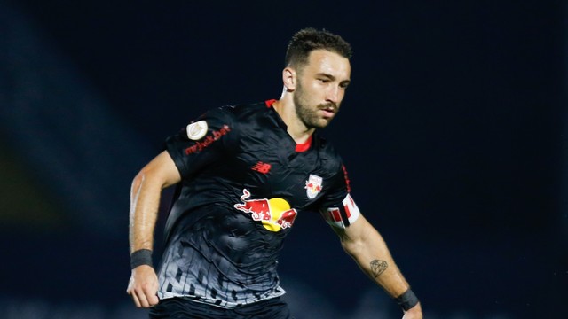 Léo Ortiz contra o Coritiba