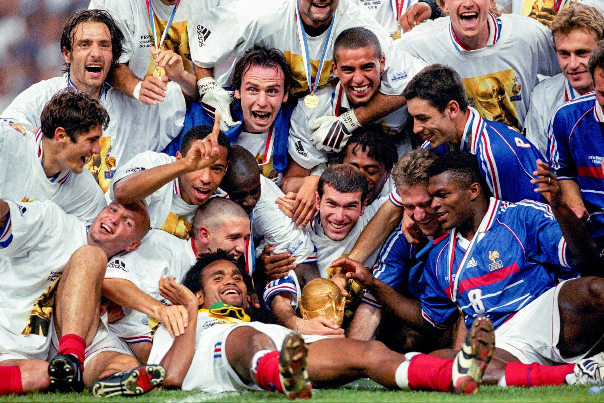 França celebra 28 anos do título mundial sobre o Brasil: “Uma estrela para a eternidade”