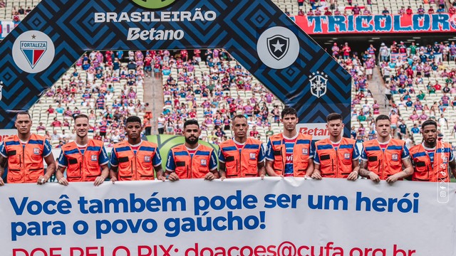 Fortaleza faz homenagem ao Rio Grande do Sul