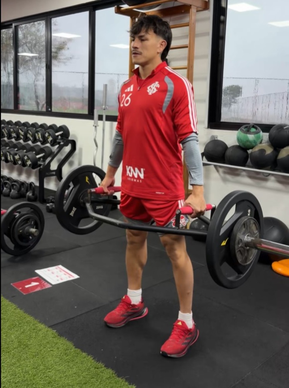Bernabei presente na volta aos treinos do Inter