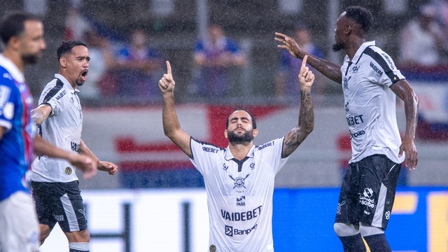 Marcelinho em Bahia em Remo