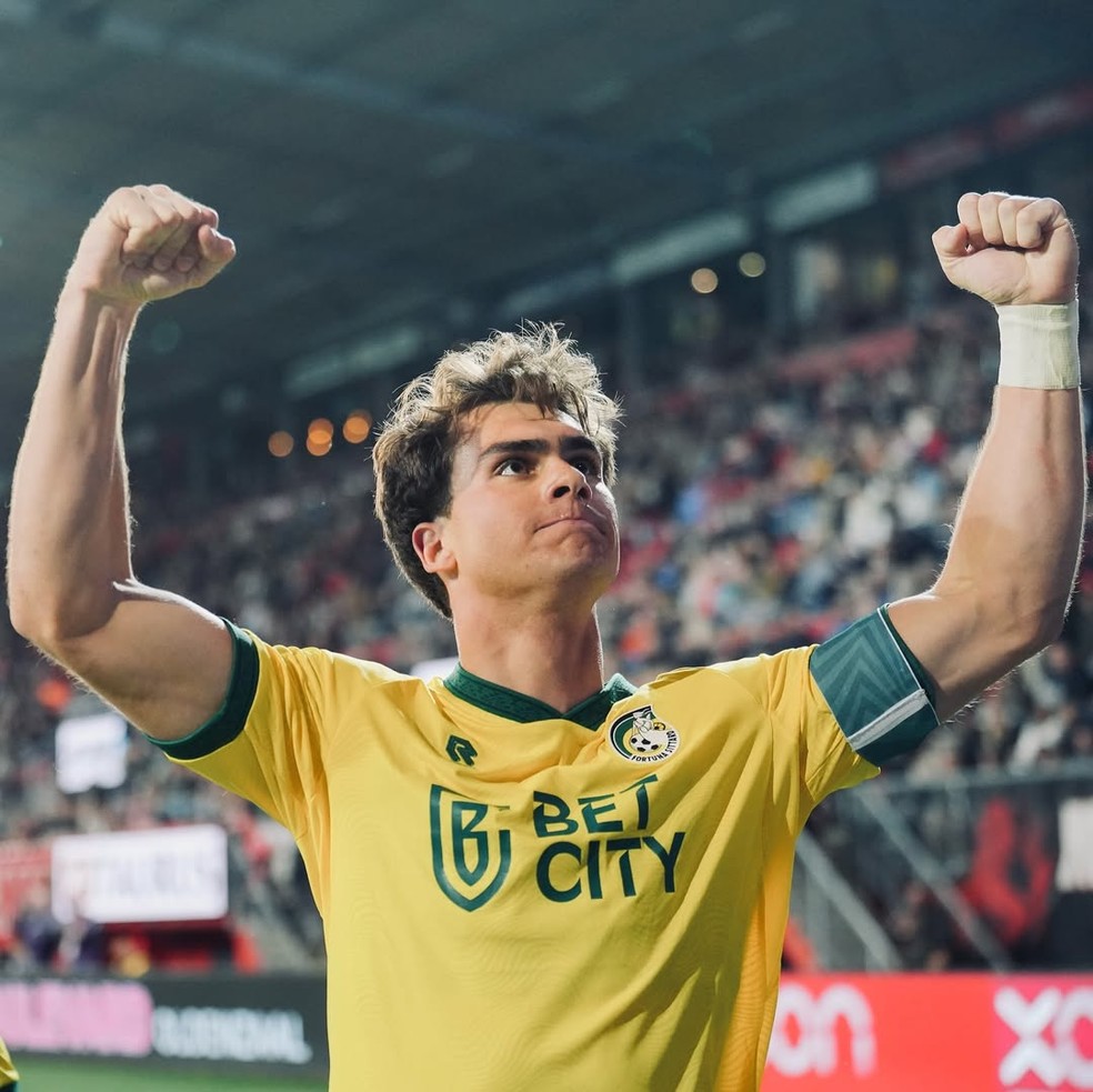 Rodrigo Guth defende o Fortuna Sittard, da primeira divisão holandesa — Foto: @rodriguth / Instagram / Divulgação