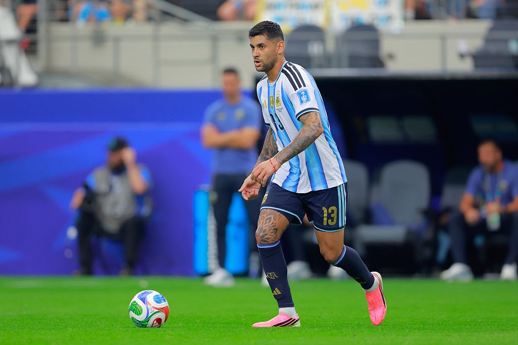 Lesão no joelho tira zagueiro do Tottenham do jogo da Argentina