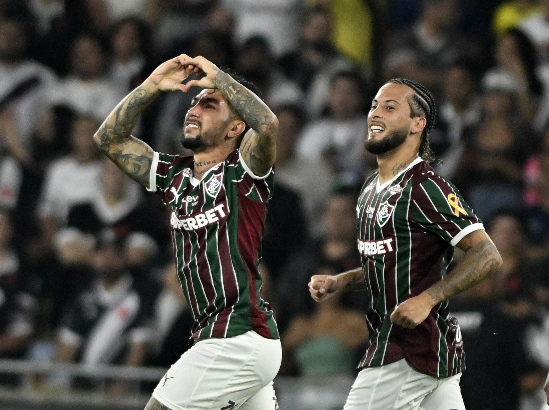 Imprensa internacional repercute peitada de árbitro em Canobbio, do Fluminense: "Sem precedentes"