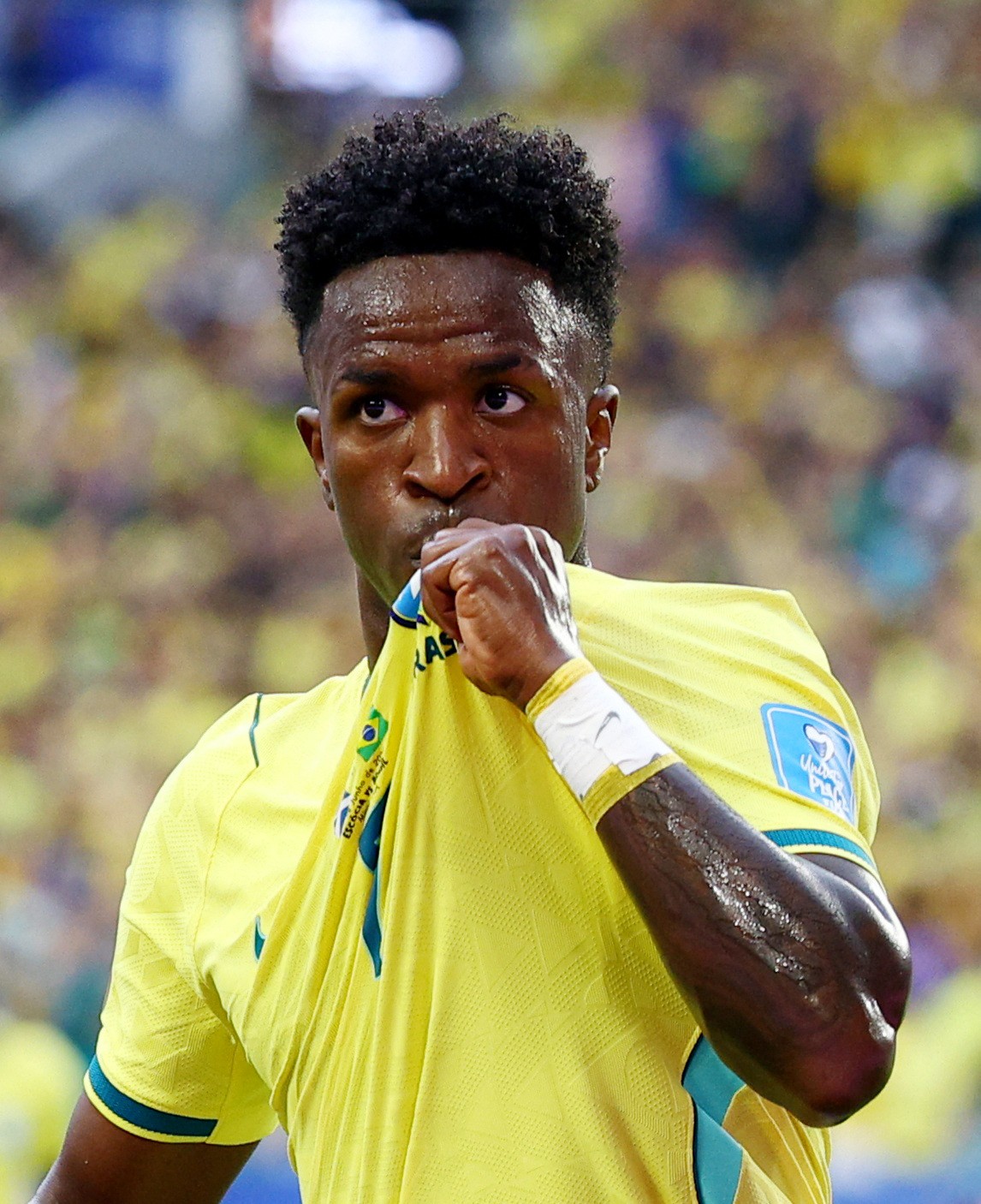 "Baila, Vini": veja os memes e reações de Brasil x Escócia pela Copa do Mundo