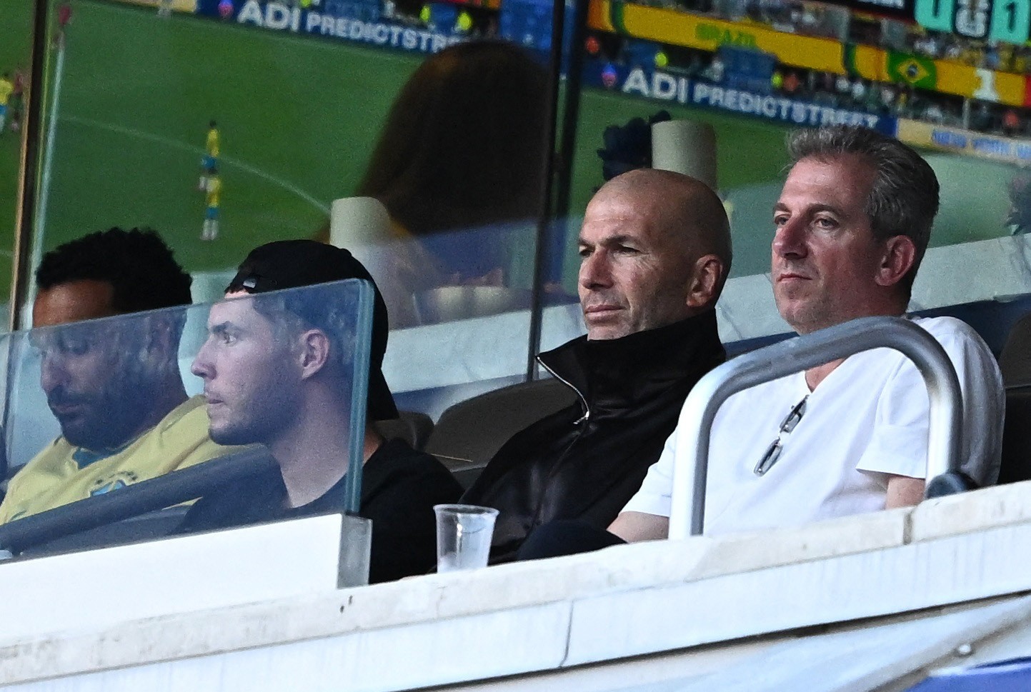 Salário de Zidane para ser o novo técnico da França depende de aval do governo; entenda
