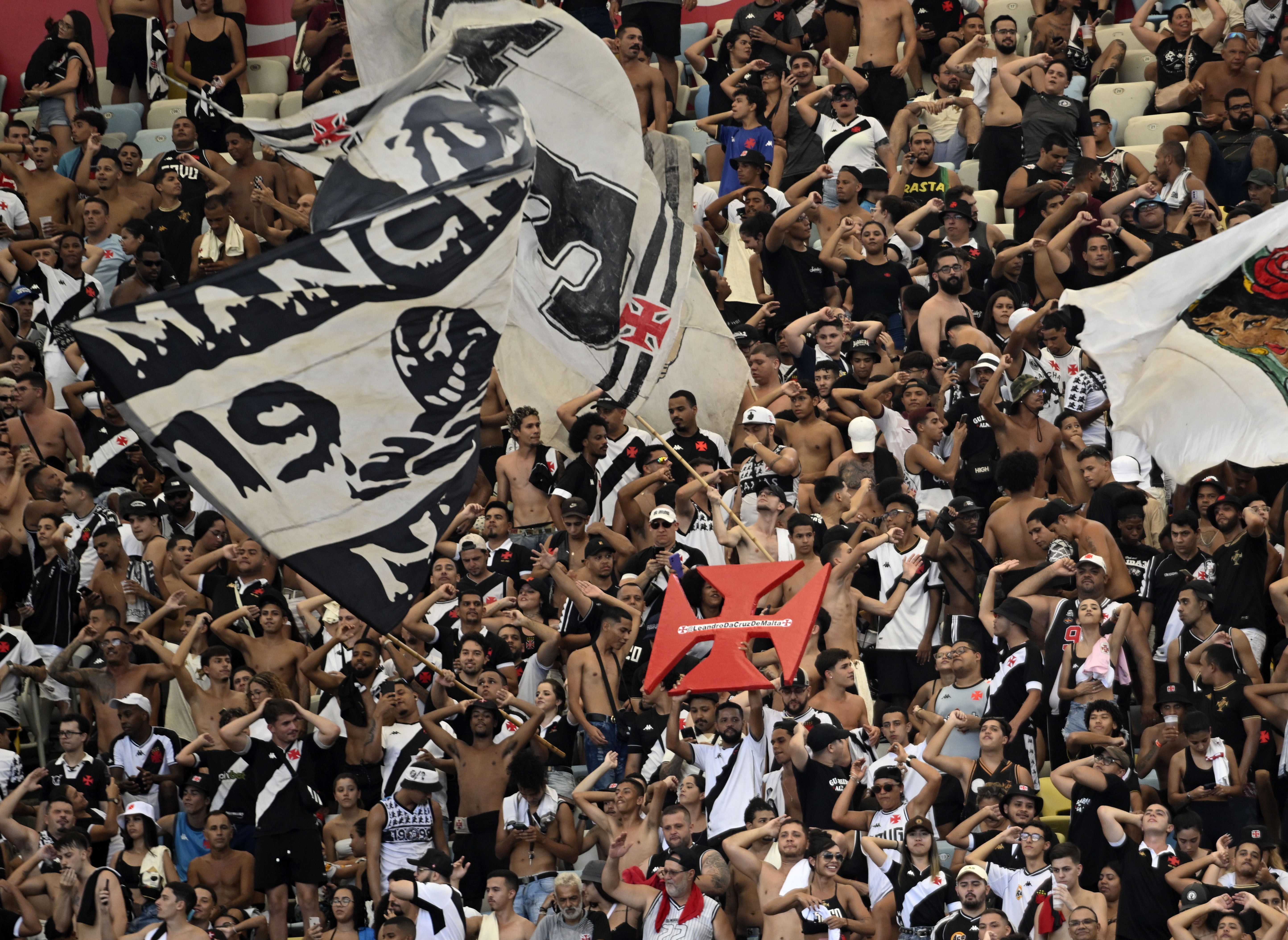 Vasco x Flamengo: dicas, palpites e chances no Brasileirão