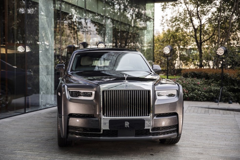 Rolls-Royce Ghost Francis Ngannou — Foto: Reprodução / Instagram