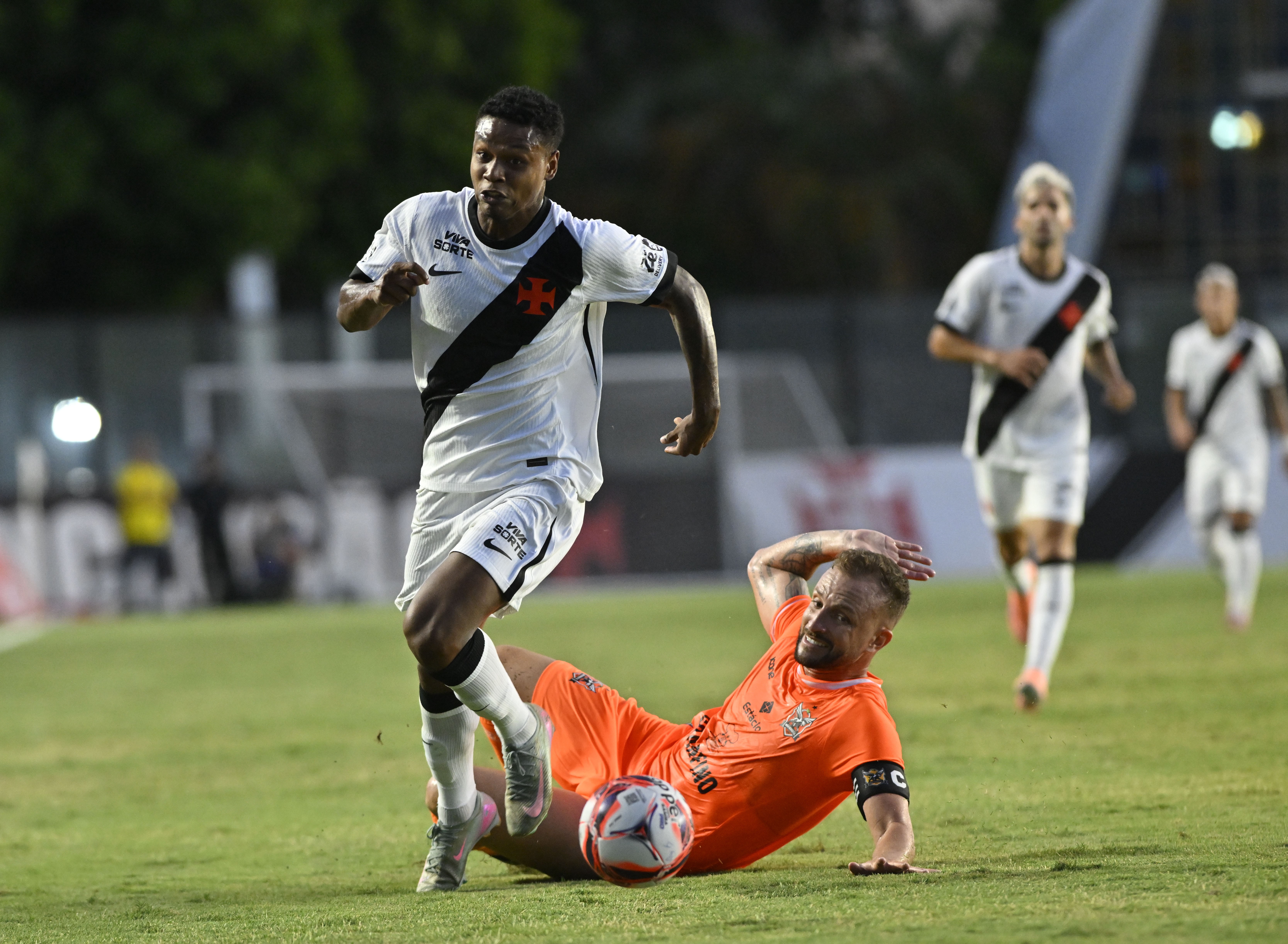 Renato Gaúcho reencontra Matheus França, que busca recomeço no Vasco