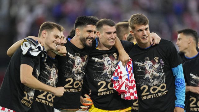 Croácia homenageia Modric pelos 200 jogos
