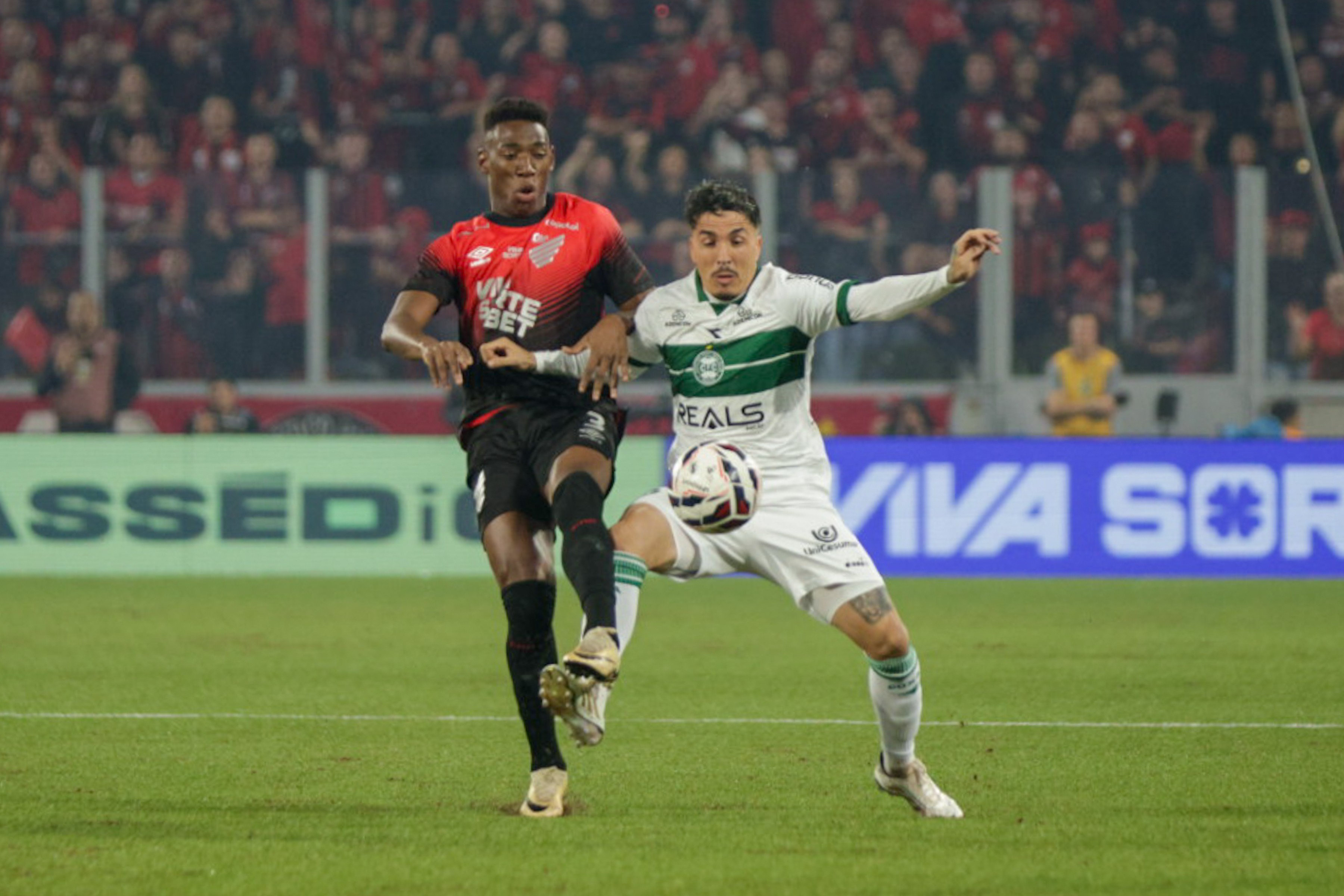 Athletico 0x1 Coritiba: veja o gol do clássico pela Série B | Ge