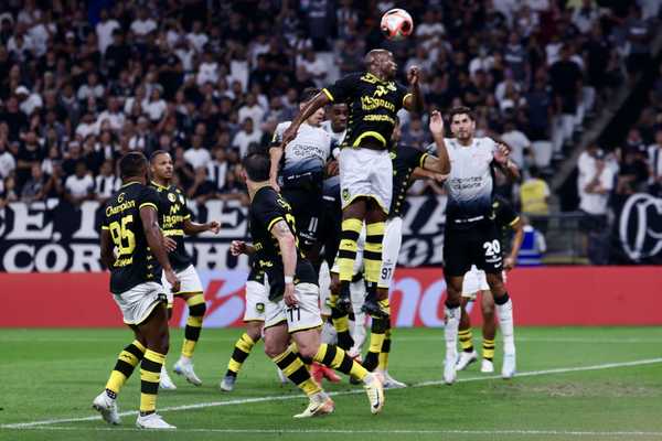 Corinthians garante vaga no mata-mata do Paulistão 2021.