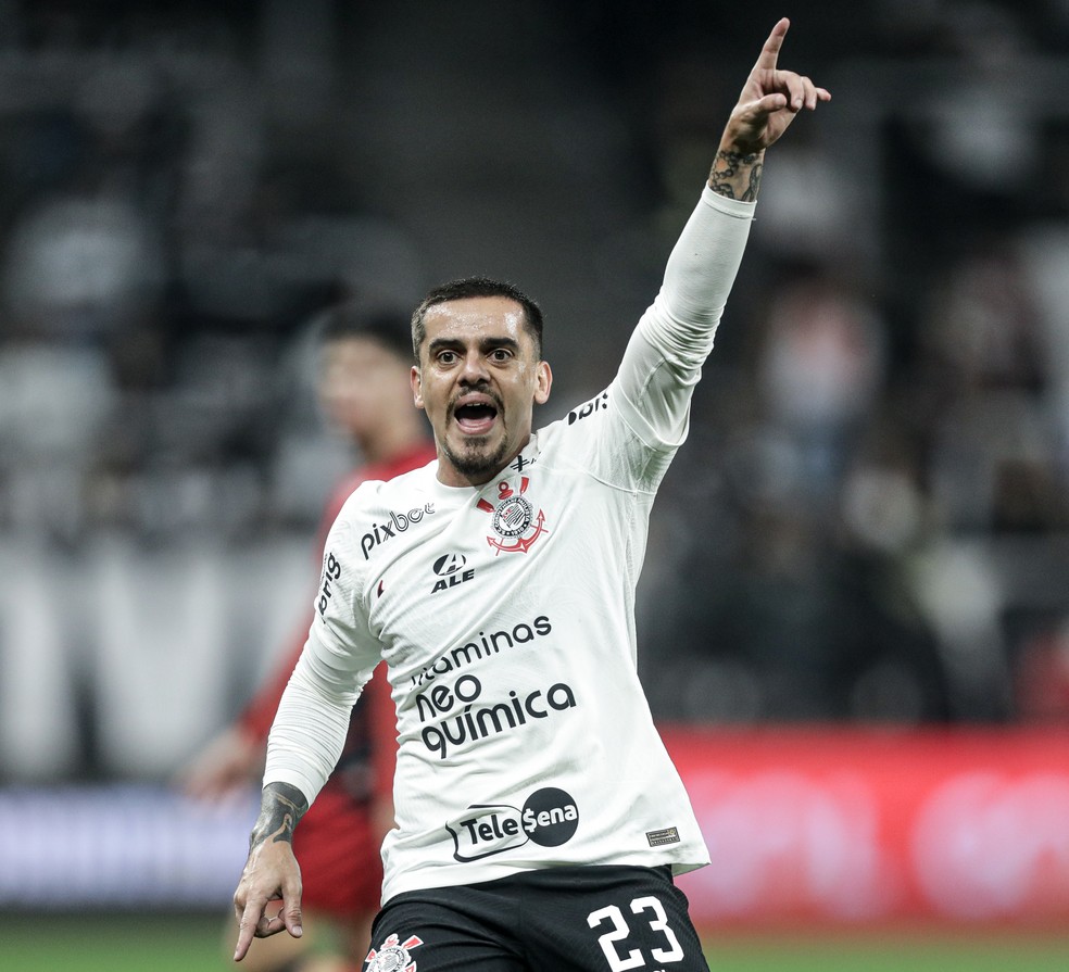 Fagner em partida do Corinthians — Foto: Rodrigo Coca/Ag. Corinthians