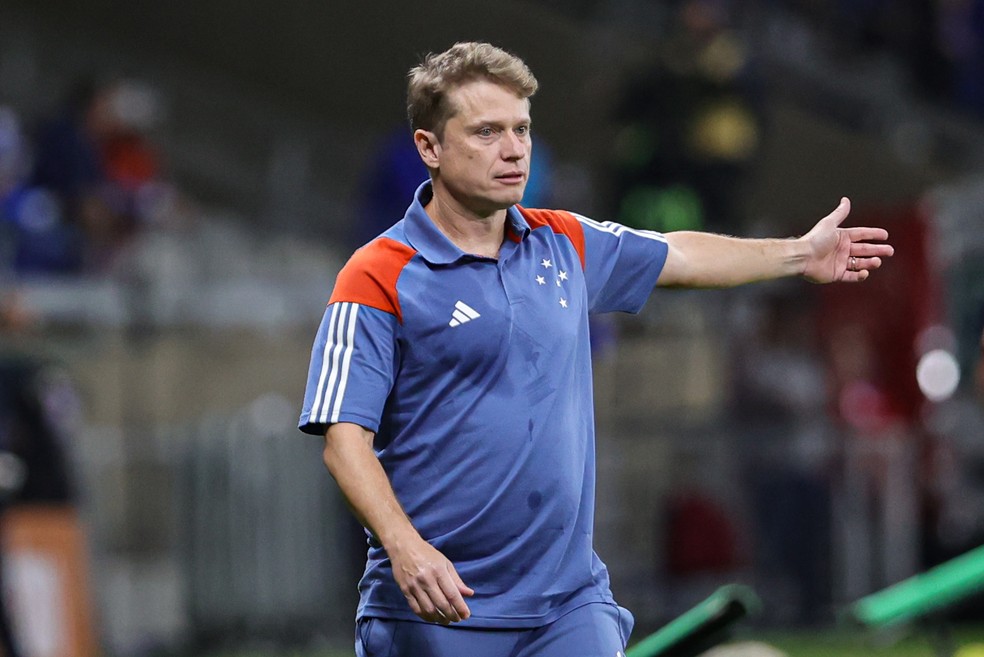 Fernando Seabra, técnico do Cruzeiro