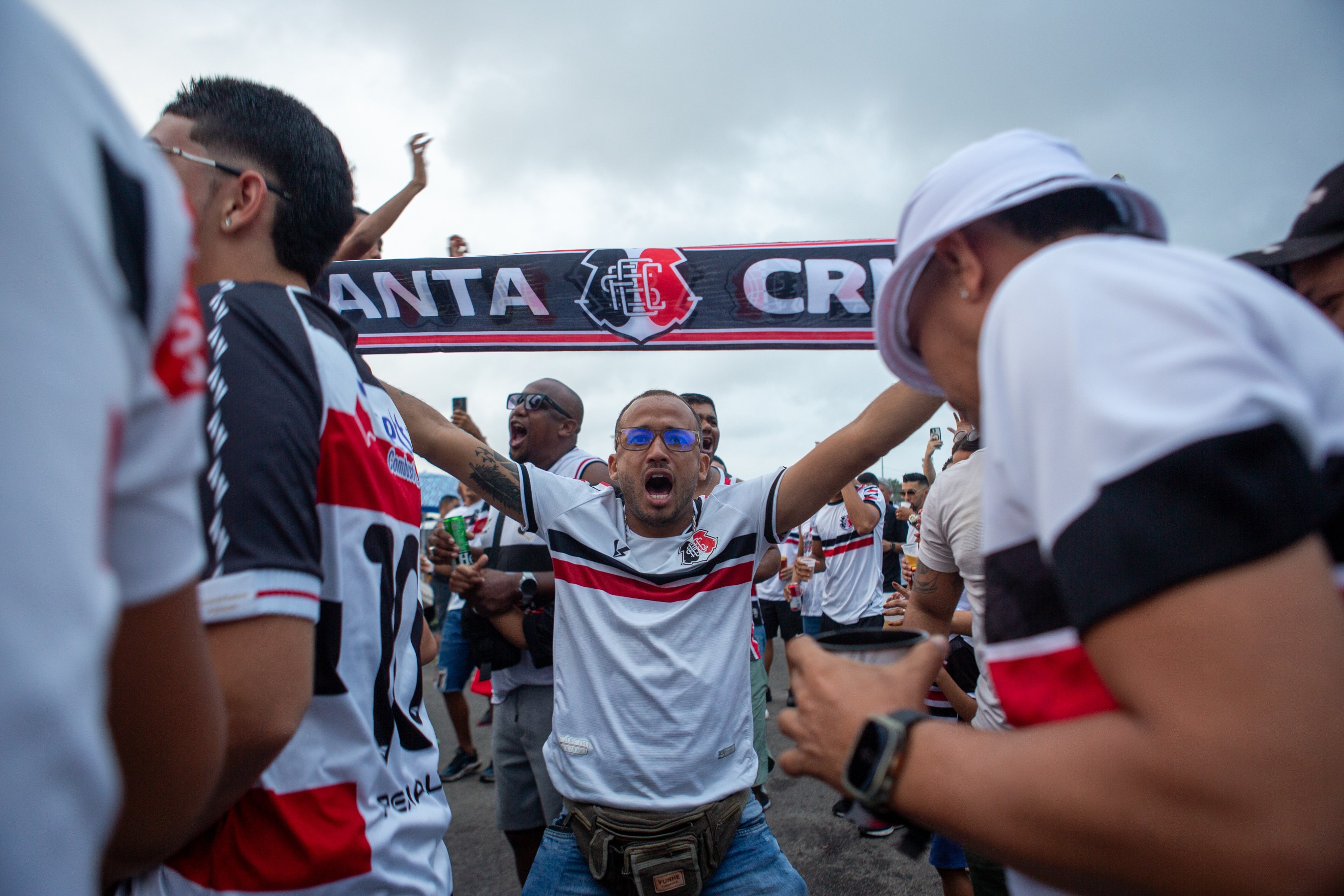 Santa Cruz esgota ingressos para jogo que pode dar acesso na Série C