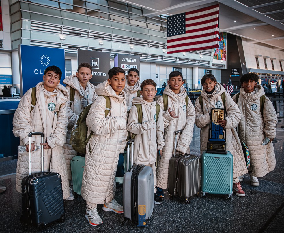 Palmeiras sub-11 encanta nos EUA com goleadas e dribles e conquista título internacional de futsal