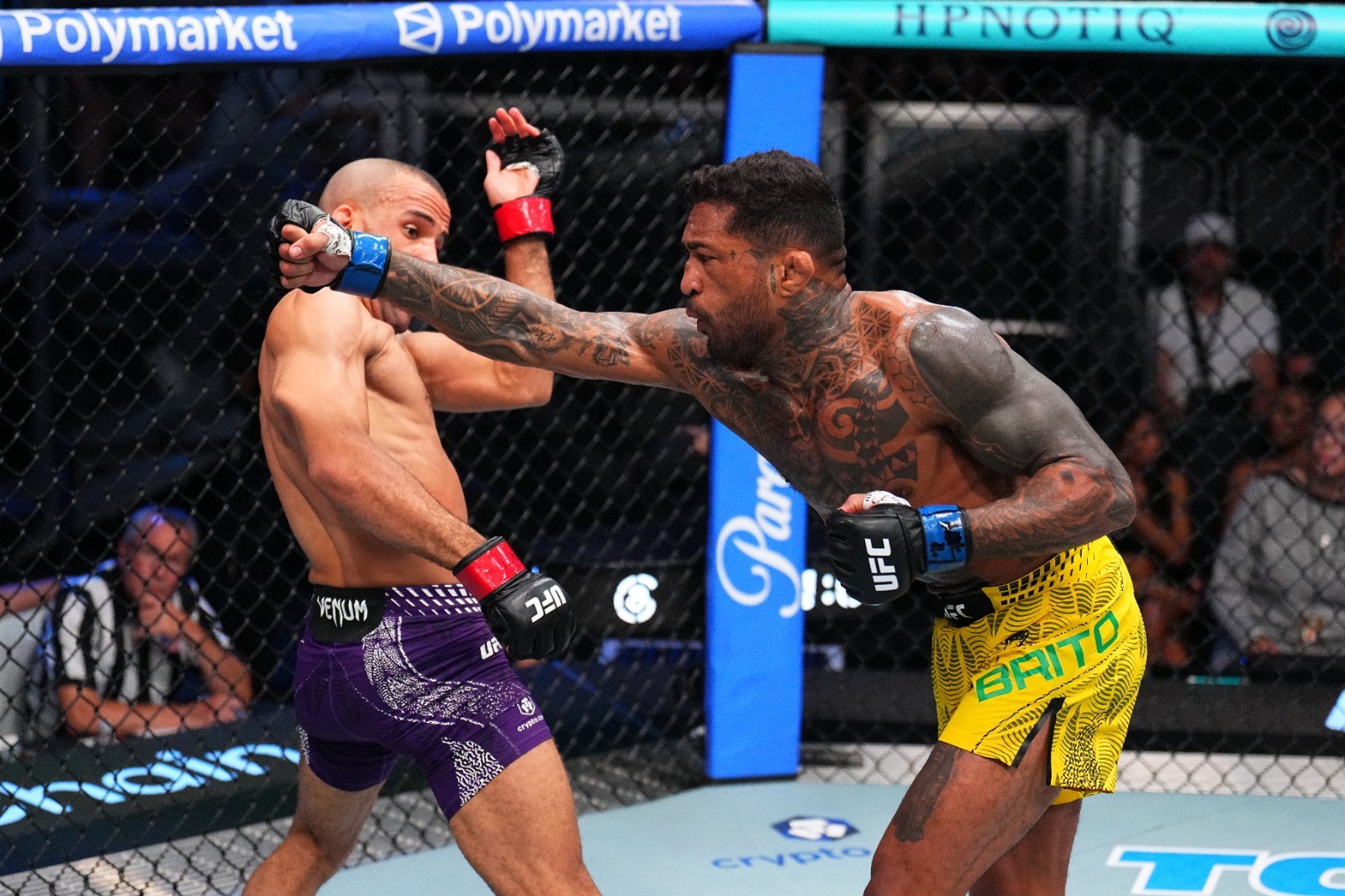 Joanderson Tubarão vence por finalização no UFC Vegas 118