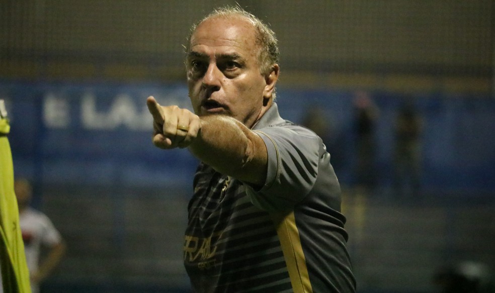 Carlos Rabelo comandar&aacute; o Parintins &mdash; Foto: Arthur Ribeiro
