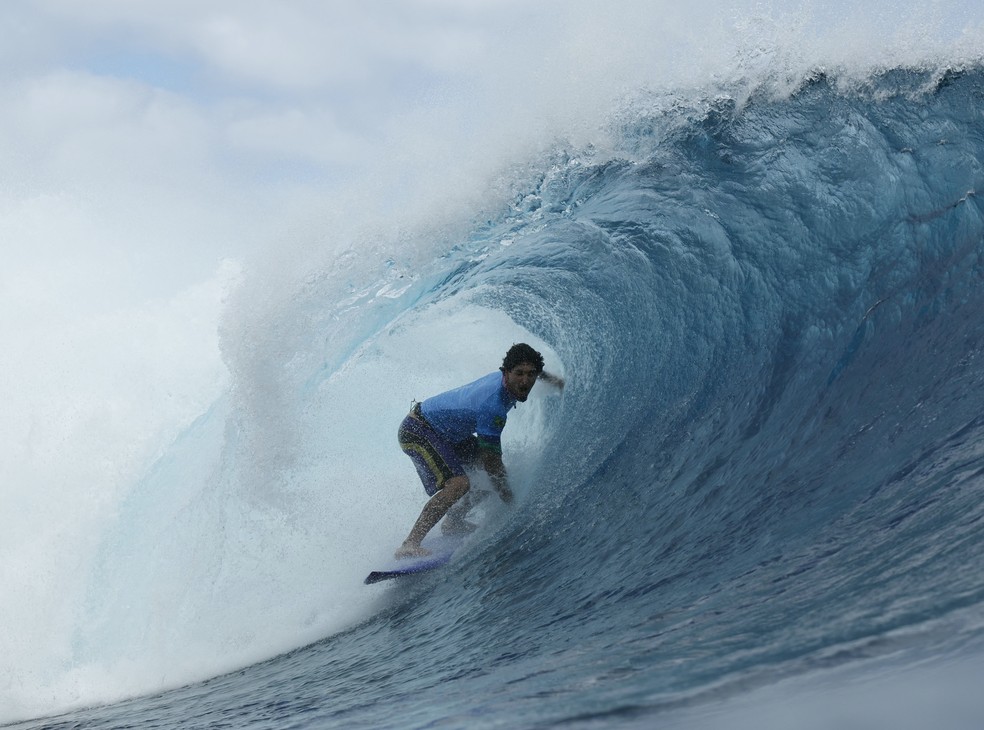 Gabriel Medina na disputa do bronze em Paris 2024 — Foto: Ben Thouard / POOL / AFP