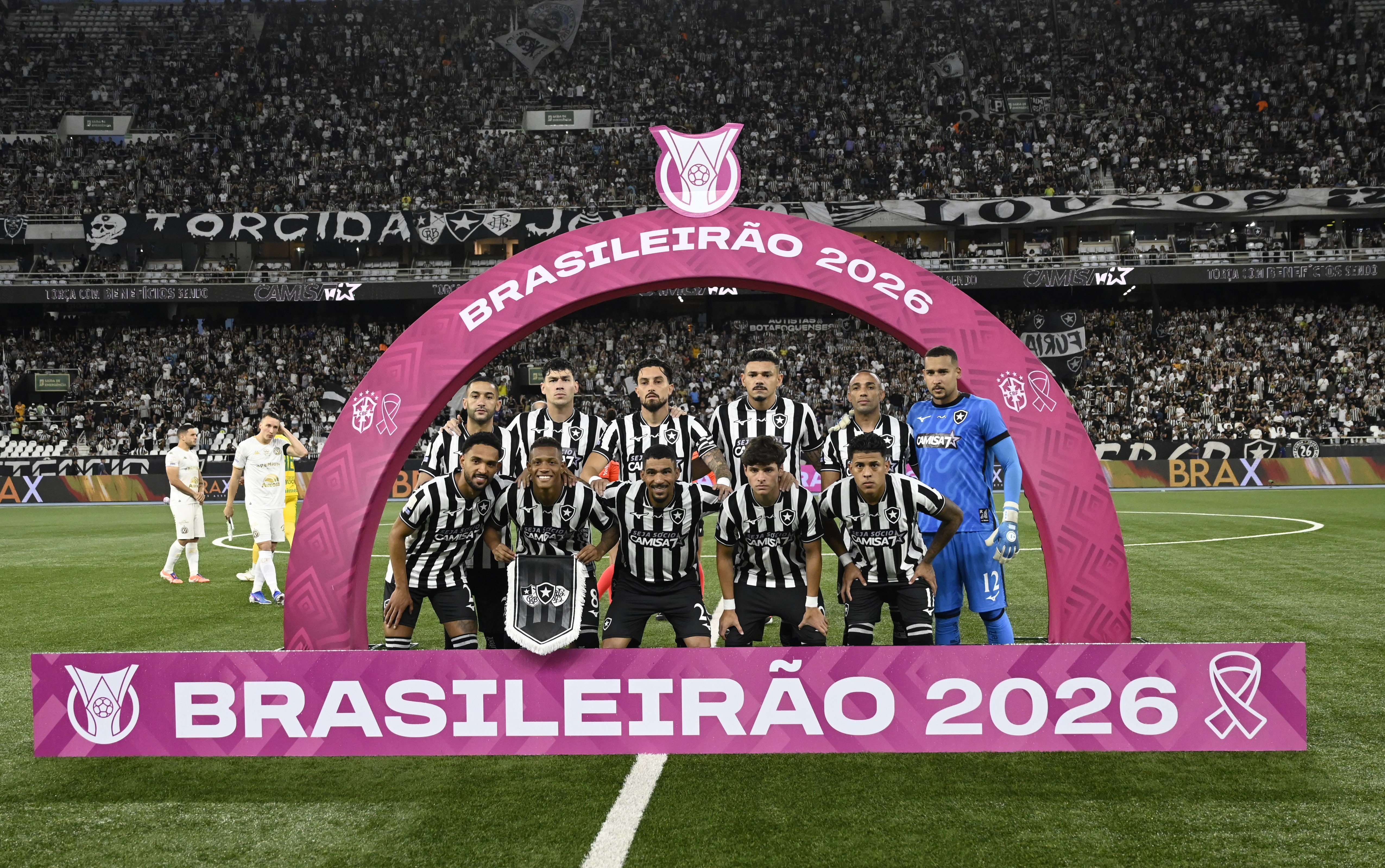 Atuações do Botafogo: Tiquinho é o melhor em vitória sobre a Chapecoense; dê suas notas