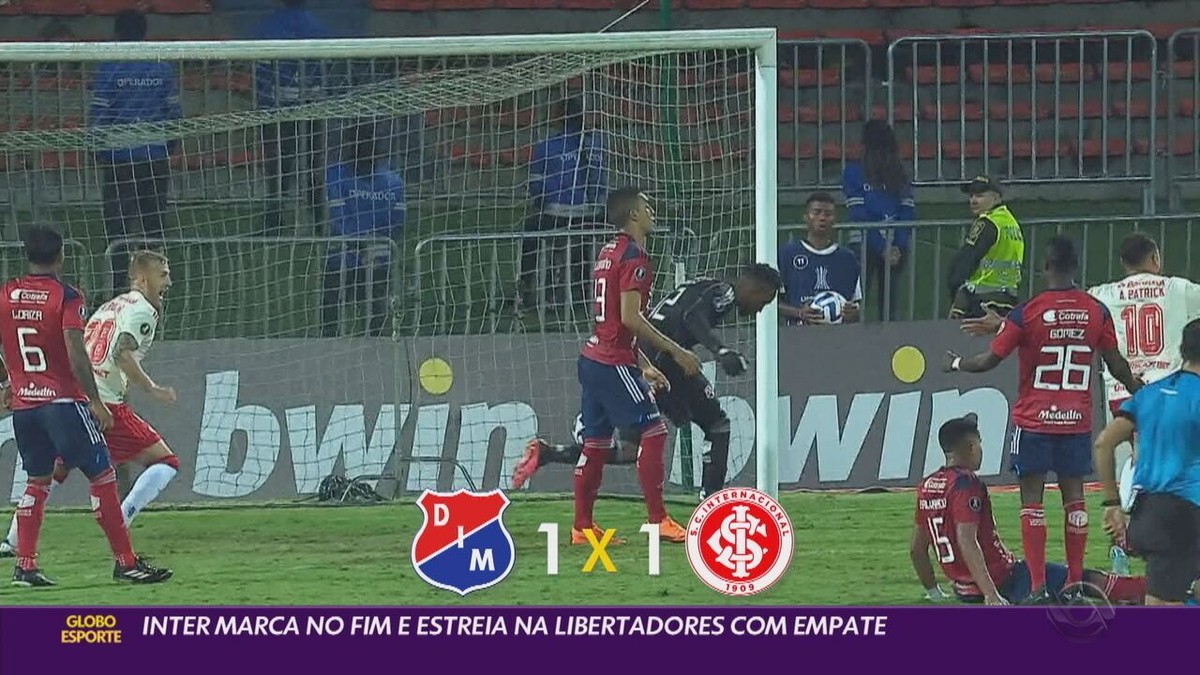 Inter faz jogo equilibrado com a La U e estreia com empate na Libertadores  - Lance!