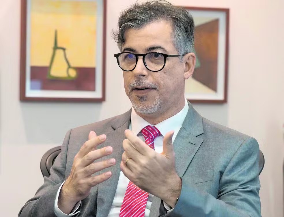 Advogado Alexandre Vitorino defende Bruno Henrique no STJD — Foto: Divulgação