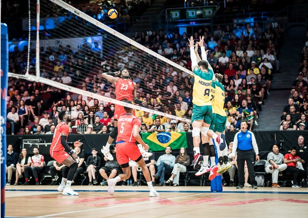 Brasil cai para os EUA no tie-break no Mundial – Web Vôlei