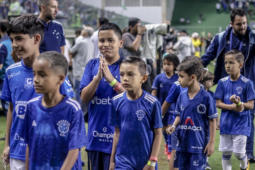 Cruzeiro x Palmeiras: mulheres e crianças vão entrar de graça em setor do  Mineirão; entenda, cruzeiro