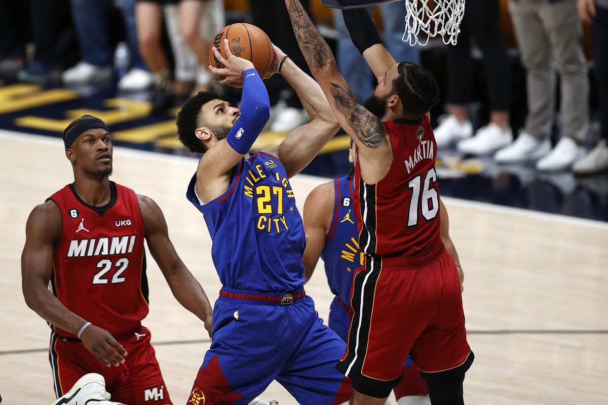Miami e o basquete: jogo do Miami Heat » Territórios
