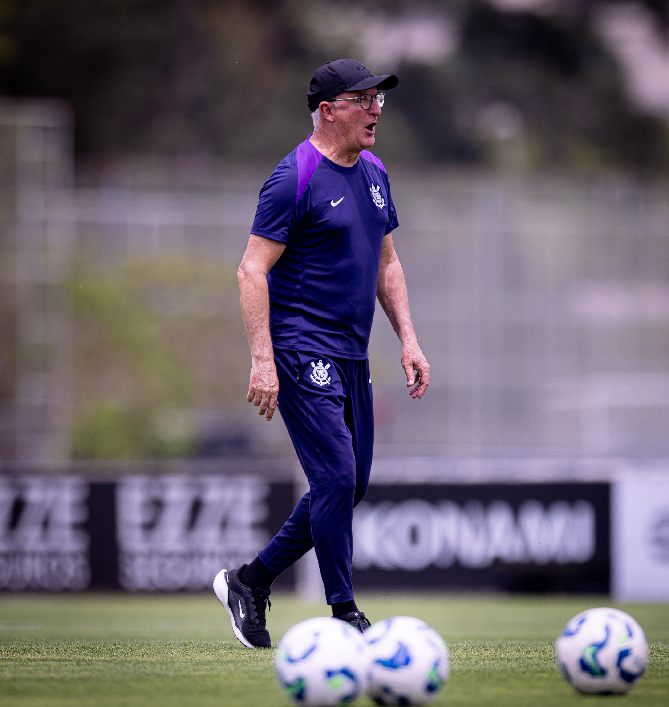 Escalação do Corinthians: Dorival ensaia três mudanças