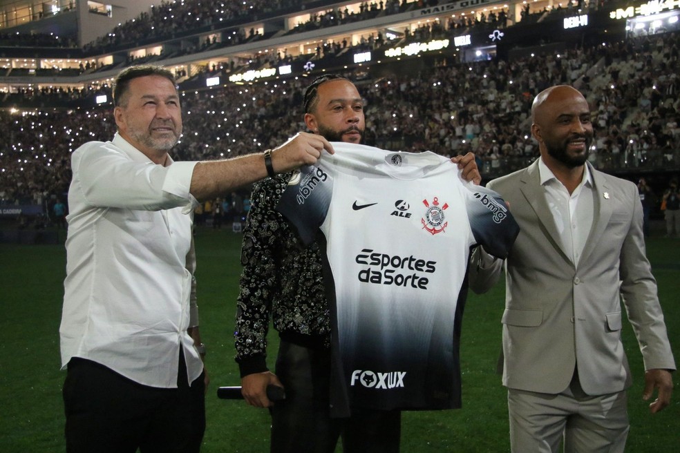 Memphis Depay foi a grande contratação do Corinthians em 2024  — Foto: José Manoel Idalgo/Agência Corinthians
