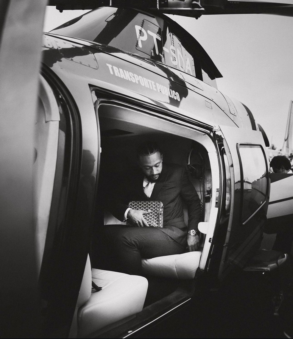 Memphis em helicóptero no CT do Corinthians — Foto: Reprodução/Instagram