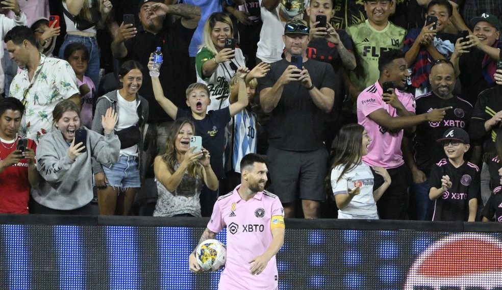 Messi tem atraído multidões para os jogos do Inter Miami — Foto: Getty Images