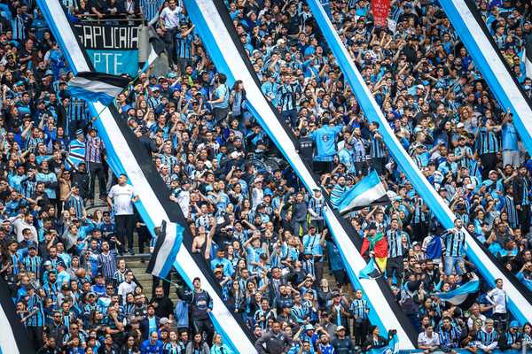 Grêmio inicia comercialização de ingressos para o clássico Gre-Nal.