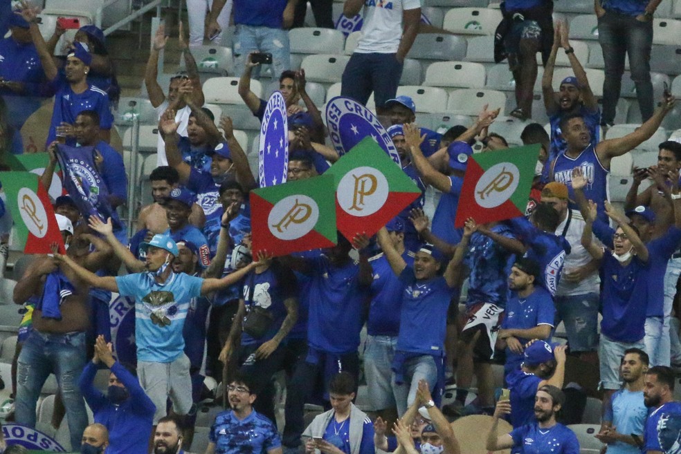 Cruzeiro volta a vencer e agora se prepara para festa final no