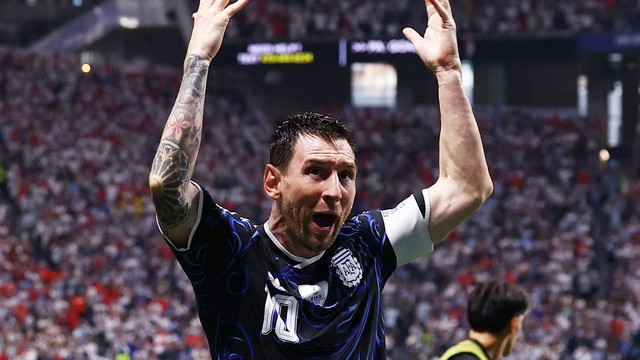 Messi vibra em Inglaterra x Argentina