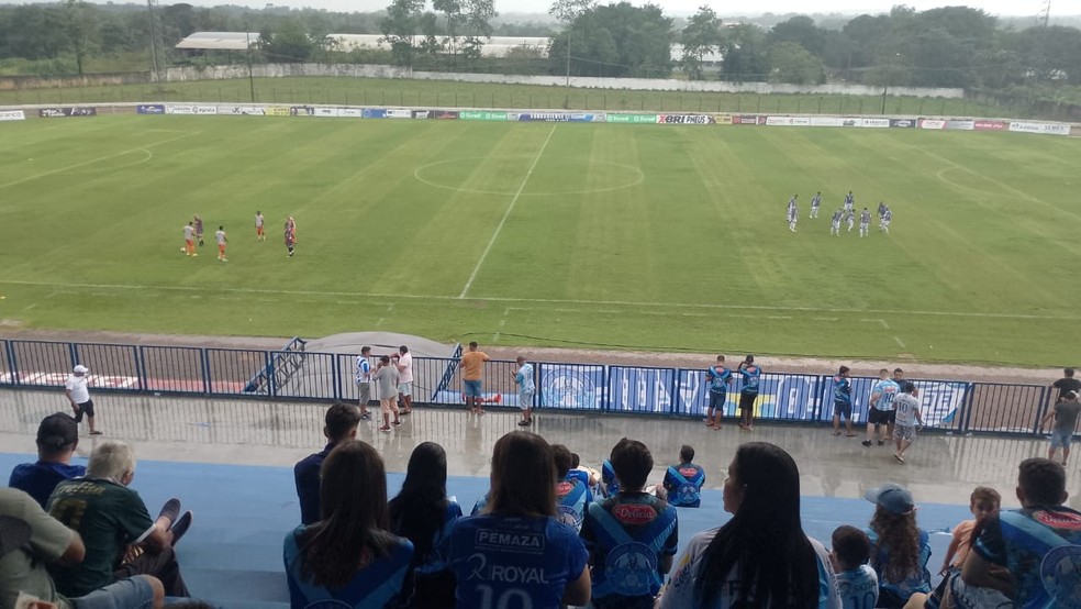 Ji-Paraná x Guaporé das arquibancadas do Biancão — Foto: Agnaldo Martioli