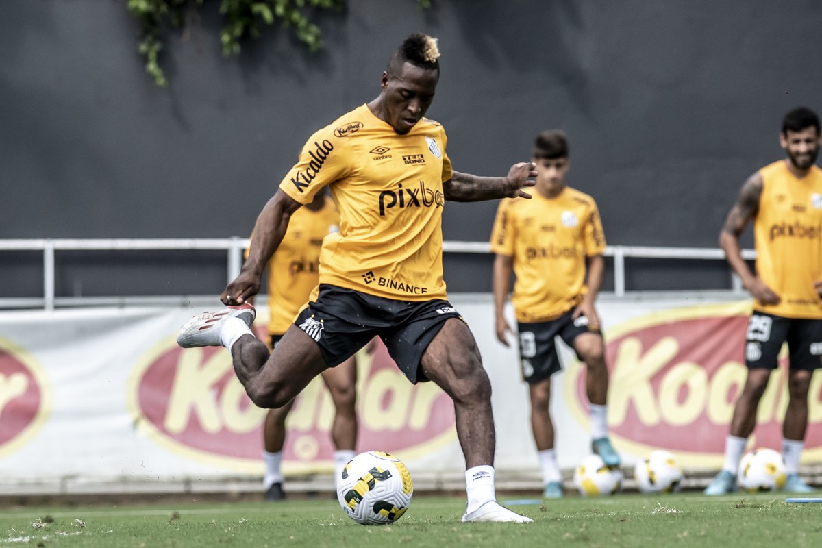 Santos rescinde o contrato de empréstimo com Jhojan Julio, que já