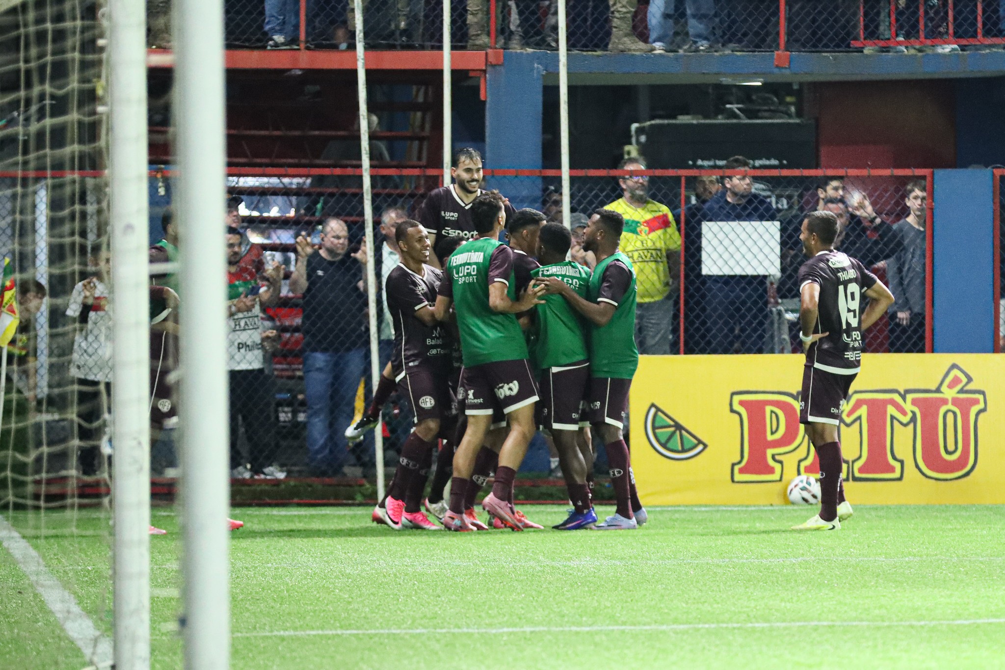 Terror dos acréscimos! Ferroviária tem metade dos gols na 2ª fase da Série C após minuto 90