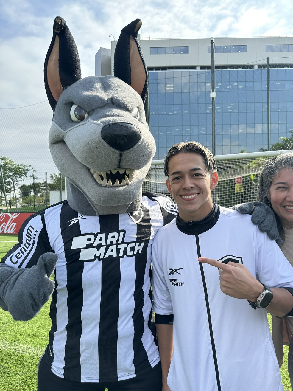 Segovinha joga bola: entenda a música de Matías Segovia, o xodó paraguaio  do Botafogo