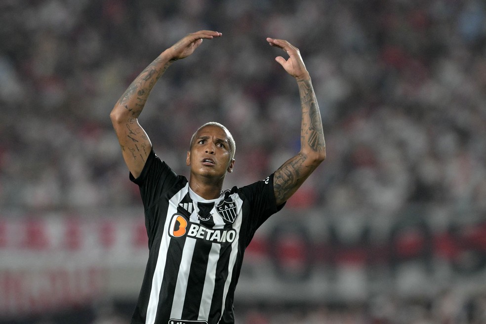 Deyverson em River Plate x Atlético-MG — Foto: JUAN MABROMATA / AFP