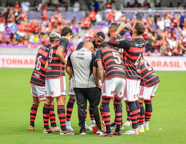 Flamengo prepara retorno ao Brasil com reforço na bagagem e saldo positivo na passagem pelos EUA