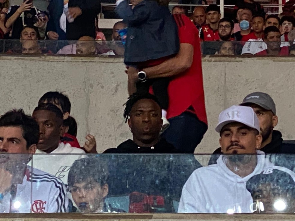 Vinicius Junior acompanhou Flamengo x Am&eacute;rica-MG, Maracan&atilde;, em 2022 &mdash; Foto: Cah&ecirc; Mota/ge
