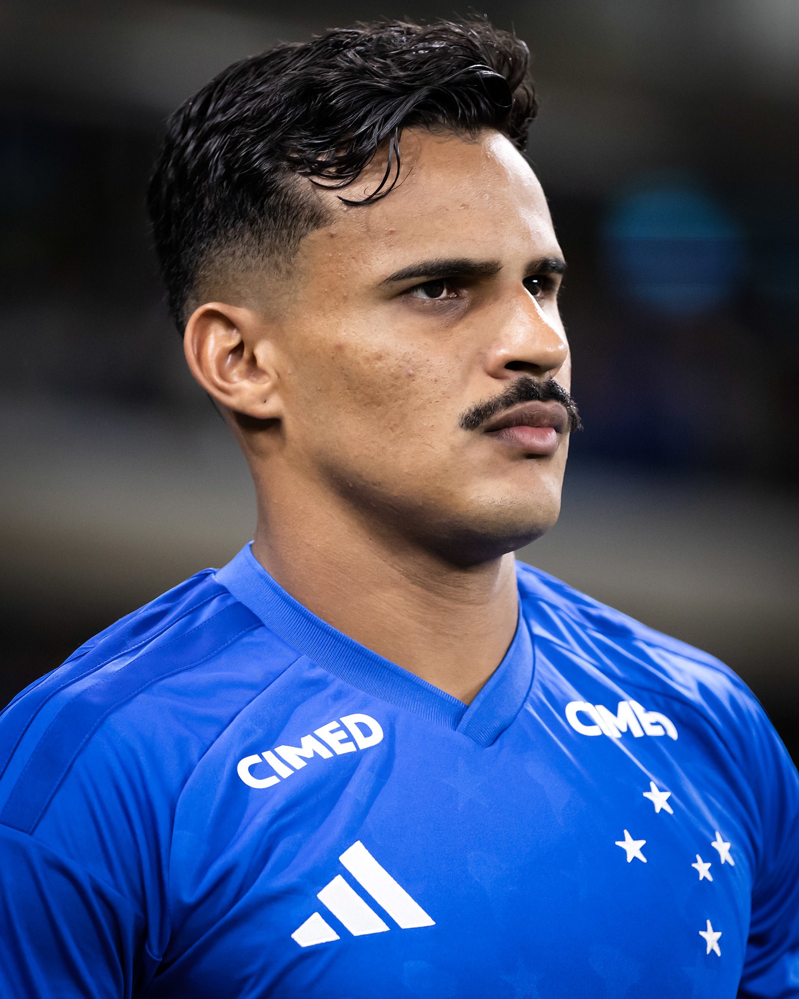 Renovação em Foco: Cruzeiro e Kaiki Analisam Proposta Internacional e Convocação para a Seleção