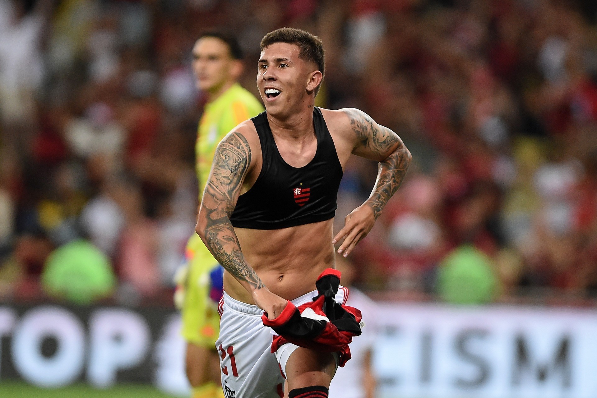 Flamengo rescinde contrato de Felipe Teresa, herói do título no Mundial Sub-20 de 2024