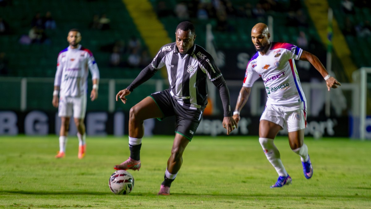"Robin Hood": Figueirense tem péssimo desempenho contra equipes abaixo na tabela