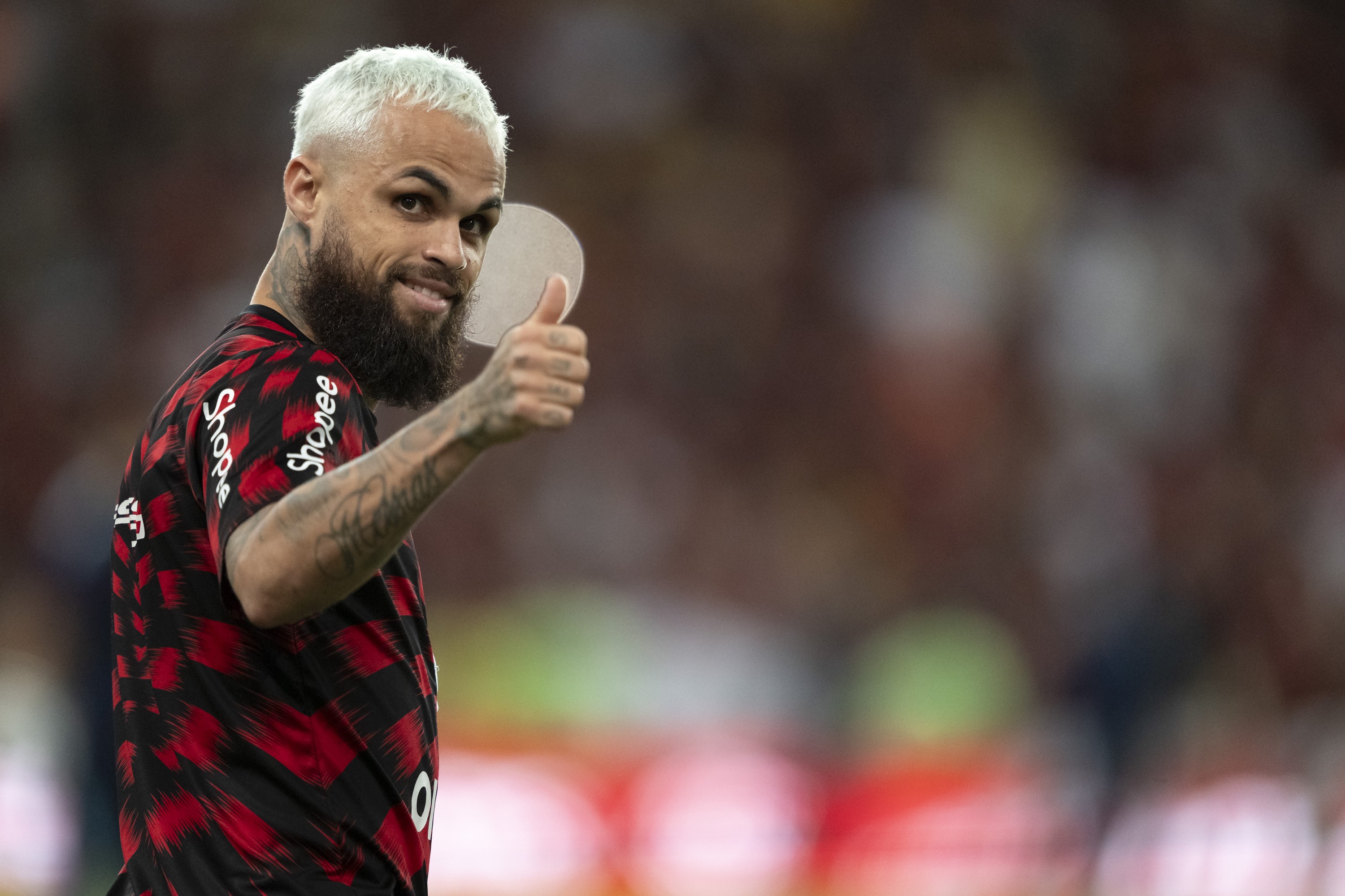 Garçom contra o Bahia, Michael ressurge no Flamengo após críticas e não sairá para outro time no país