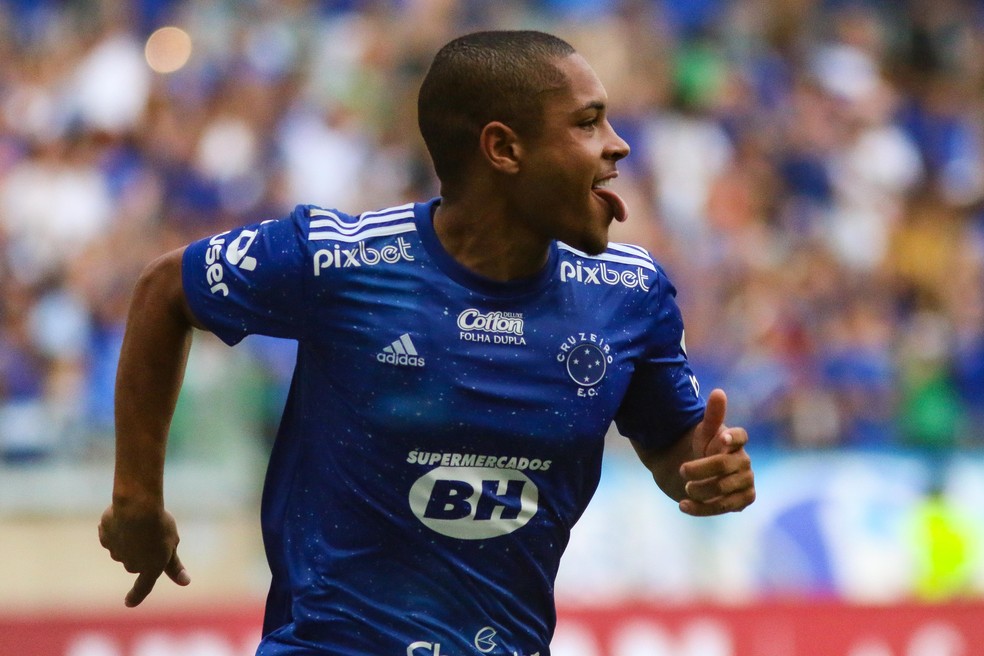 Vitor Roque; Cruzeiro x Athletic — Foto: Fernando Moreno/AGIF