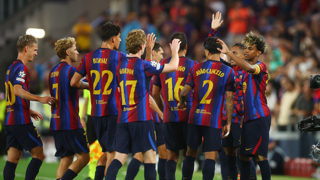 Barcelona goleia do Feyenoord na Champions League