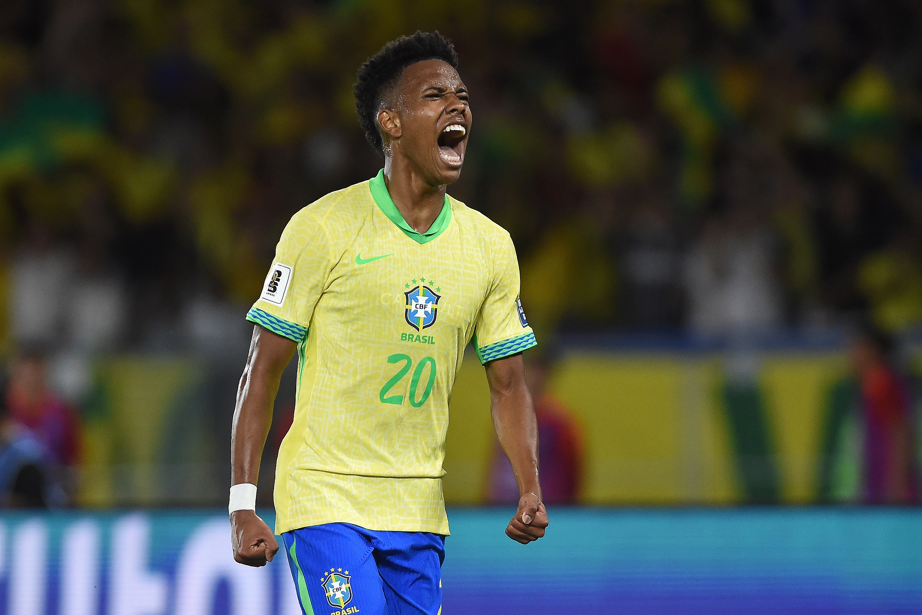 Estêvão festeja primeiro gol pela seleção brasileira: "Sempre sonhei"